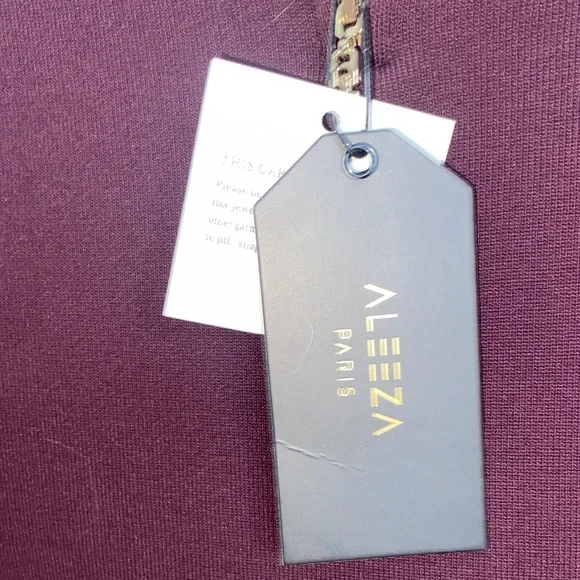 Sequin Bow Burgundy Sweater - Picture 4 of 5